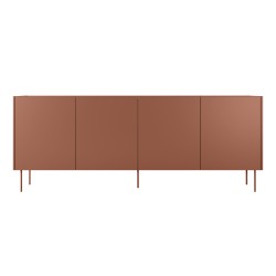 Komoda Desin 220 cm z metalowymi nogami - czerwony / ceramic red / dąb nagano Komoda Desin 220 cm z metalowymi nogami - czerwony / ceramic red / dąb nagano
