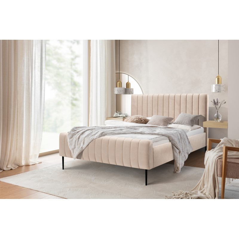 Łóżko sypialniane Nicole 160x200 - beżowy welwet hydrofobowy Salvador (SIC) 2 / nogi czarne Łóżko sypialniane Nicole 160x200 - beżowy welwet hydrofobowy Salvador (SIC) 2 / nogi czarne