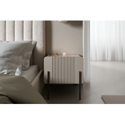 Szafka nocna z szufladą Malmi 45 cm - kaszmir / crema bianca / czarne nóżki Szafka nocna z szufladą Malmi 45 cm - kaszmir / crema bianca / czarne nóżki
