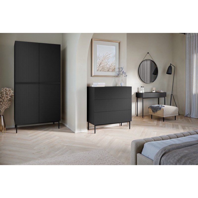 Komoda z szufladami Nicole 100 cm - czarny mat / czarne nóżki Komoda z szufladami Nicole 100 cm - czarny mat / czarne nóżki