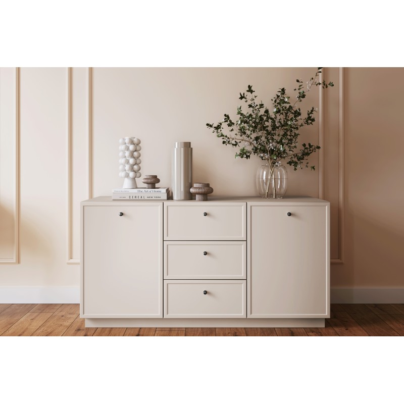 Komoda Lorini 150 cm - kaszmir, czarne uchwyty Komoda Lorini 150 cm - kaszmir, czarne uchwyty