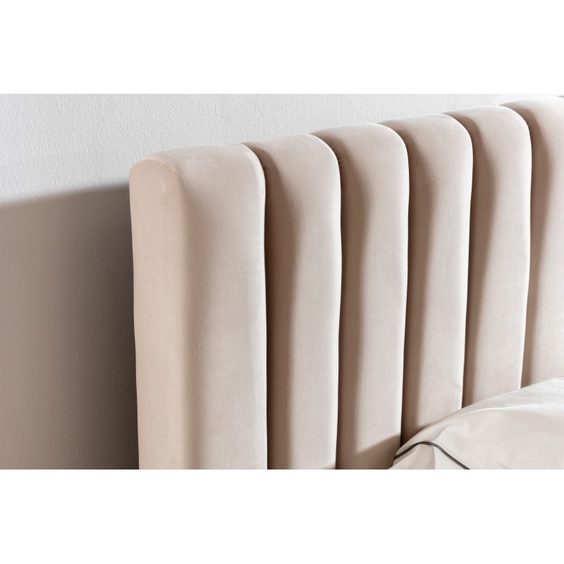 Łóżko tapicerowane Nicole 140x200 z pojemnikiem Łóżko tapicerowane Nicole 140x200 z pojemnikiem