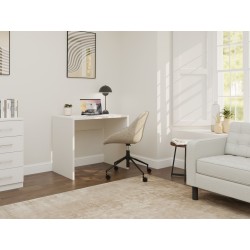 Desk (white) Desk (white)