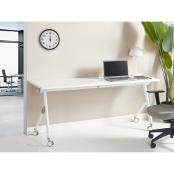 Biurko składane z kółkami 180 x 60 cm białe BENDI Biurko składane z kółkami 180 x 60 cm białe BENDI
