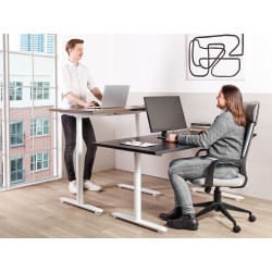 Biurko regulowane elektrycznie 180 x 80 cm czarno-białe DESTINAS Biurko regulowane elektrycznie 180 x 80 cm czarno-białe DESTINAS