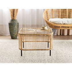 Stolik ogrodowy rattanowy 67 x 67 cm naturalny CESENATICO Stolik ogrodowy rattanowy 67 x 67 cm naturalny CESENATICO