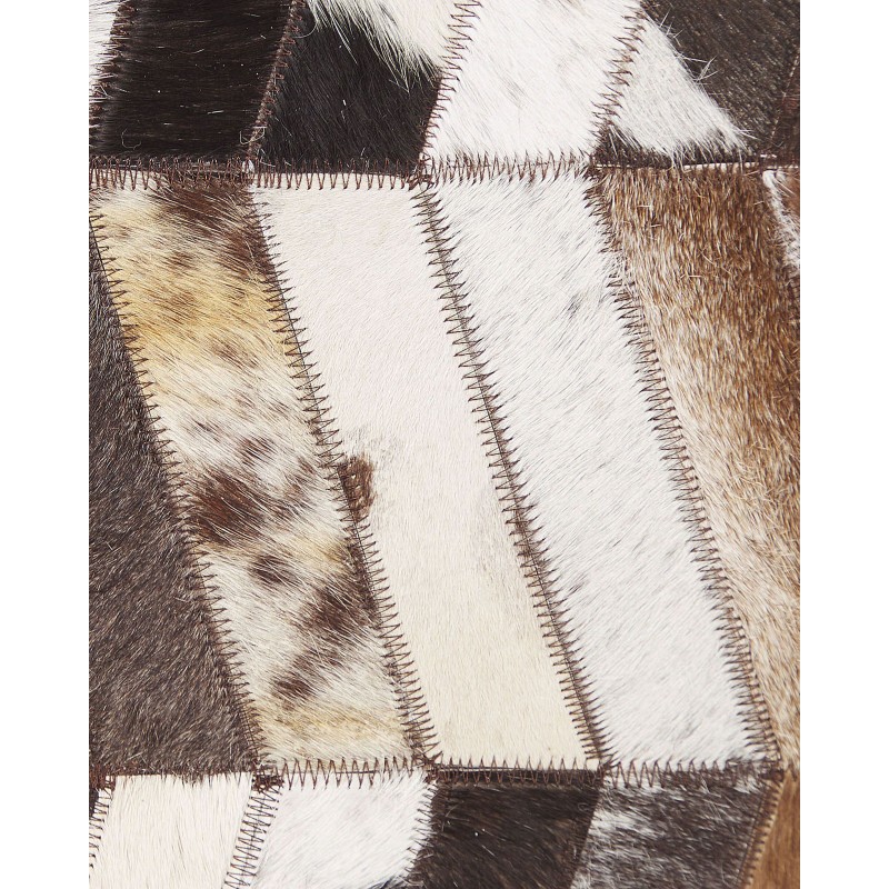 Dywan patchwork skórzany 160 x 230 cm brązowo-biały AKYELE Dywan patchwork skórzany 160 x 230 cm brązowo-biały AKYELE