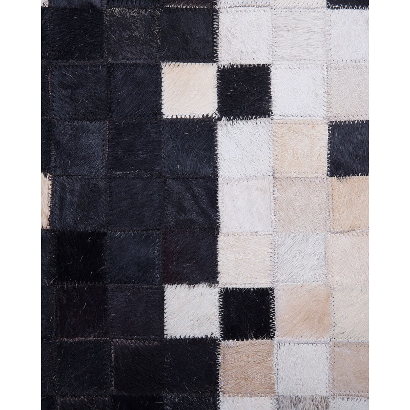 Dywan patchwork skórzany 140 x 200 cm czarno-beżowy ERFELEK Dywan patchwork skórzany 140 x 200 cm czarno-beżowy ERFELEK
