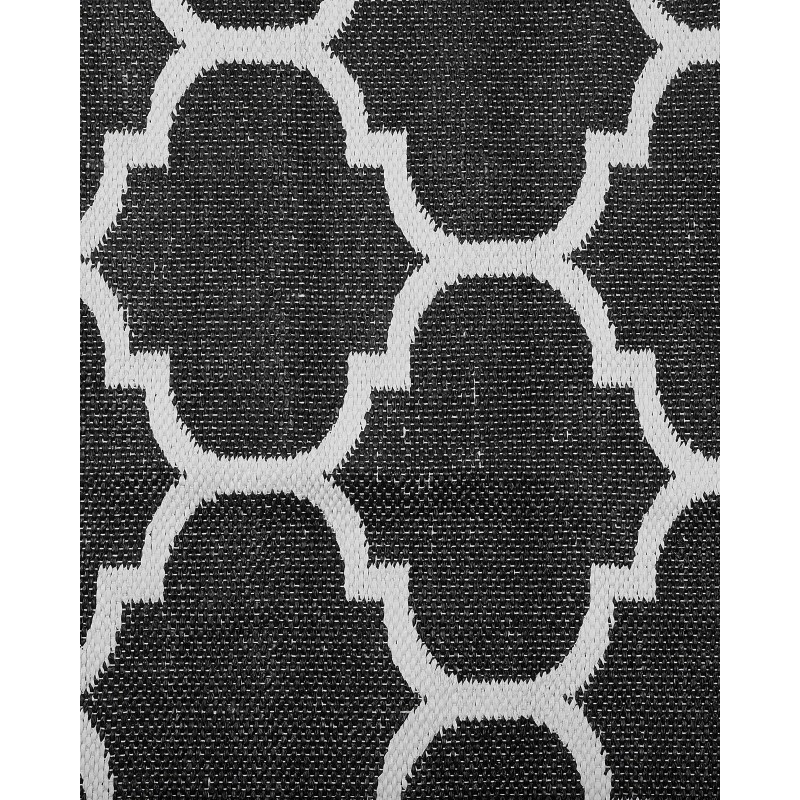 Dywan zewnętrzny dwustronny 160 x 230 cm czarno-biały ALADANA Dywan zewnętrzny dwustronny 160 x 230 cm czarno-biały ALADANA
