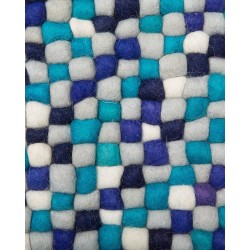 Dywan z filcowych kulek 160 x 230 cm wielokolorowy niebieski AMDO Dywan z filcowych kulek 160 x 230 cm wielokolorowy niebieski AMDO