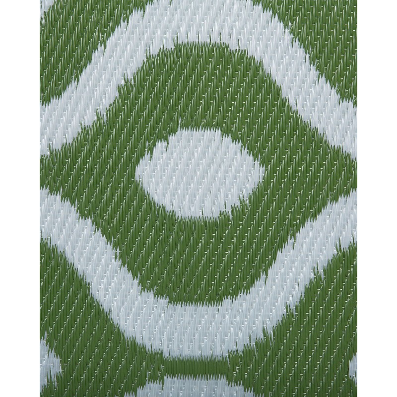 Dywan zewnętrzny 120 x 180 cm zielony PUNE Dywan zewnętrzny 120 x 180 cm zielony PUNE