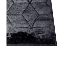Dywan sztuczne futro królika 80 x 150 cm czarny THATTA Dywan sztuczne futro królika 80 x 150 cm czarny THATTA