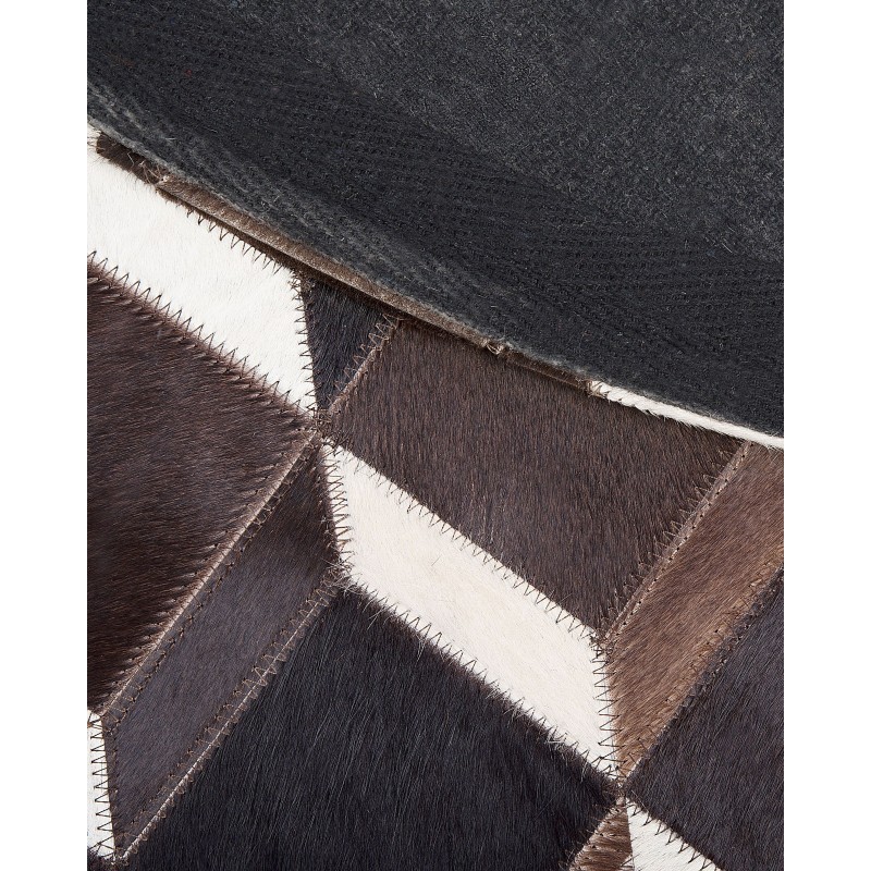 Dywan patchwork okrągły skórzany ⌀ 140 cm brązowy ALPKOY Dywan patchwork okrągły skórzany ⌀ 140 cm brązowy ALPKOY