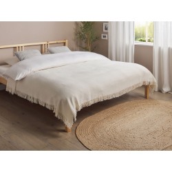 Narzuta na łóżko YERBENT Bawełna 150 x 200 cm Złamana biel Narzuta na łóżko YERBENT Bawełna 150 x 200 cm Złamana biel