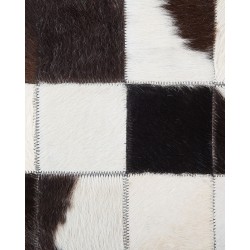 Dywan patchwork okrągły skórzany ⌀ 140 cm czarno-biały BERGAMA Dywan patchwork okrągły skórzany ⌀ 140 cm czarno-biały BERGAMA