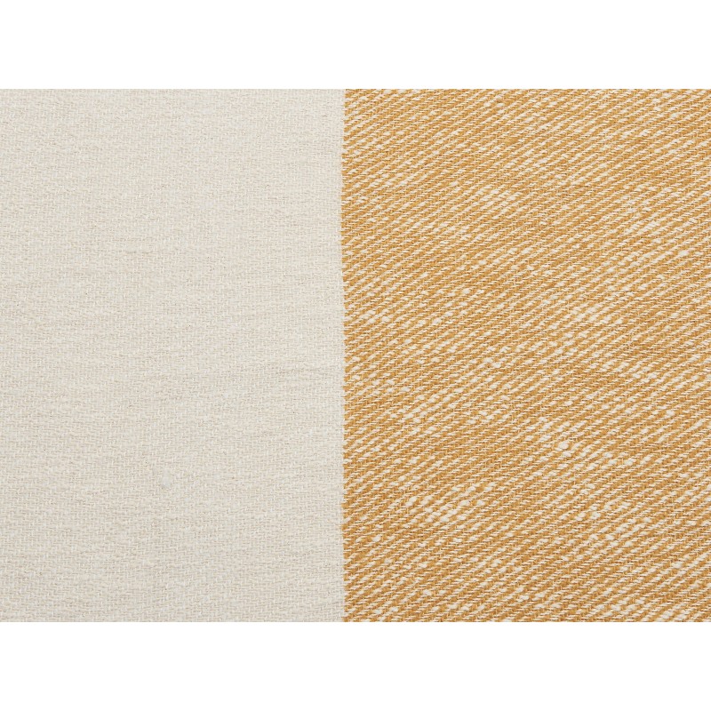 Koc SALME 130 x 170 cm Beżowy Koc SALME 130 x 170 cm Beżowy
