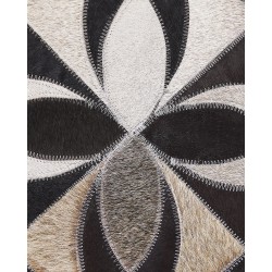 Dywan patchwork skórzany 140 x 200 cm wielokolorowy ISHAN Dywan patchwork skórzany 140 x 200 cm wielokolorowy ISHAN