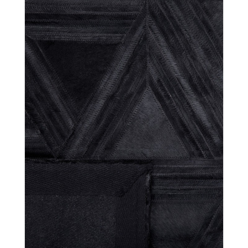 Dywan skórzany 140 x 200 cm czarny KASAR Dywan skórzany 140 x 200 cm czarny KASAR