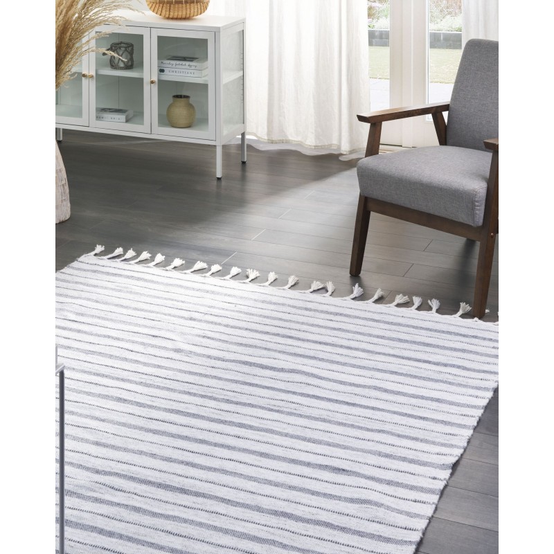 Dywan 160 x 230 cm złamana biel BADEMLI Dywan 160 x 230 cm złamana biel BADEMLI