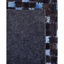 Dywan skórzany 140 x 200 cm brązowo-niebieski IKISU Dywan skórzany 140 x 200 cm brązowo-niebieski IKISU
