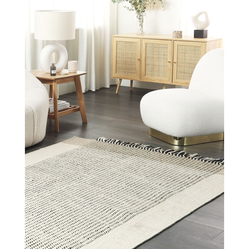 Dywan wełniany 160 x 230 cm beżowo-czarny DIVARLI Dywan wełniany 160 x 230 cm beżowo-czarny DIVARLI